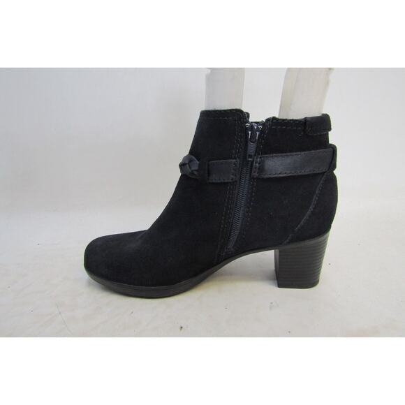 Clarks Womens Size 7.5 M Blue Suede Zip Fashion Ankle Boots Booties - Picture 2 of 11